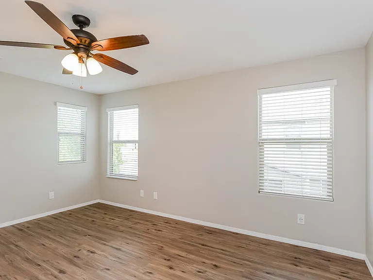 825 S Swallow Ln — Photo 12