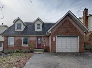 510 Kortright Rd W, Guelph, ON N1G 3Z1