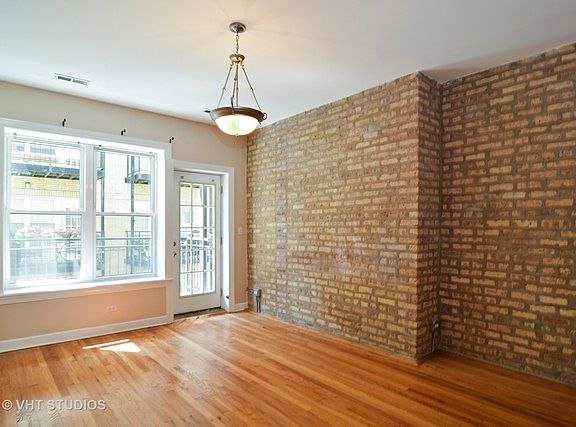 2nd image of 4020 N Albany Ave #B-1