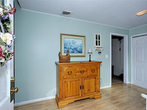 4th image of 163 Prospect Pl