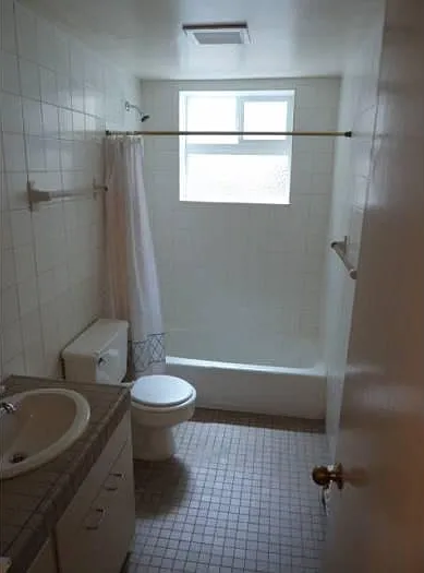 Nice Size Bathroom
