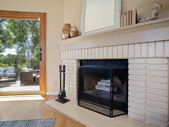 5th image of 1653 Toyon Ct