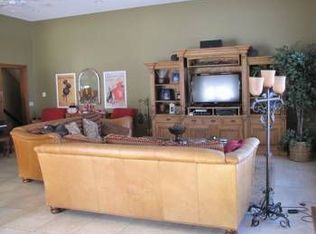 20511 Victoria Dr NW, Elk River, MN 55330