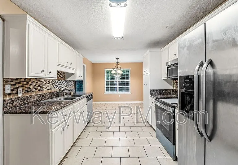 3013 Heron Ct — Photo 7