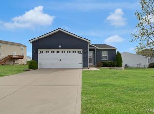 713 Rabbit Run Dr, Wentzville, MO 63385