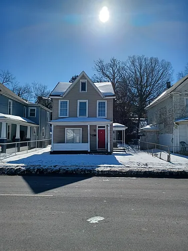 1005 Bullitt Ave SE Photo 1