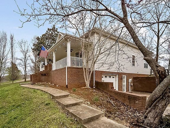 3rd image of 1735 Riverhaven Dr