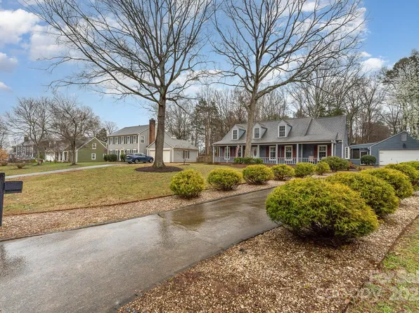 11924 Parks Farm Ln, Charlotte, NC 28277