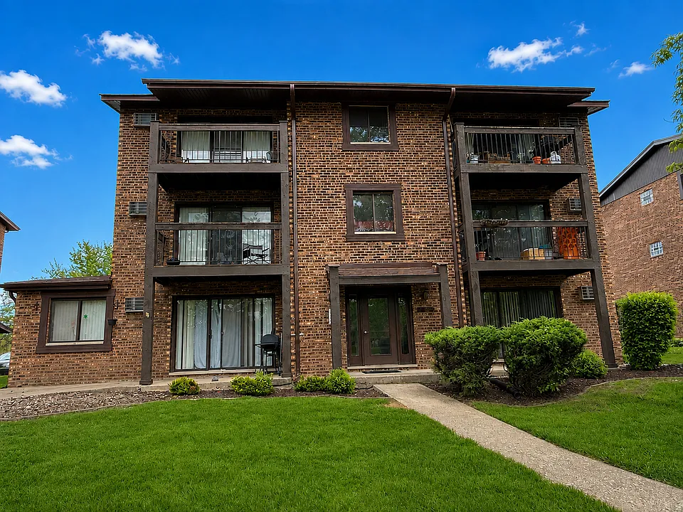 15122 Quail Hollow Dr #1N