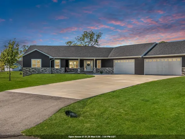 5412 Wildwood Ct, Winneconne, WI 54986
