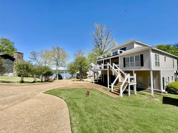 21 Elks Landing, Iuka, MS 38852