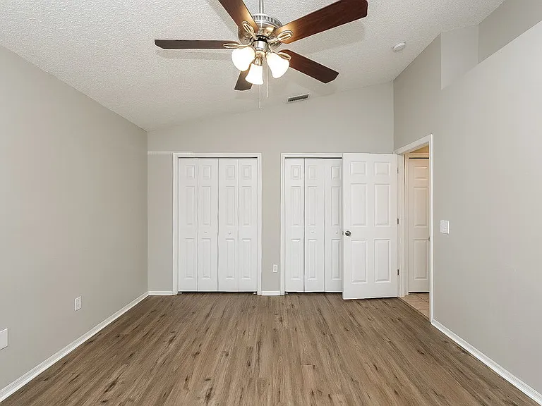 8749 Morrison Oaks Ct — Photo 9