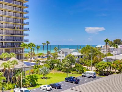 7600 Bayshore Dr APT 406, Treasure Island, FL, 33706