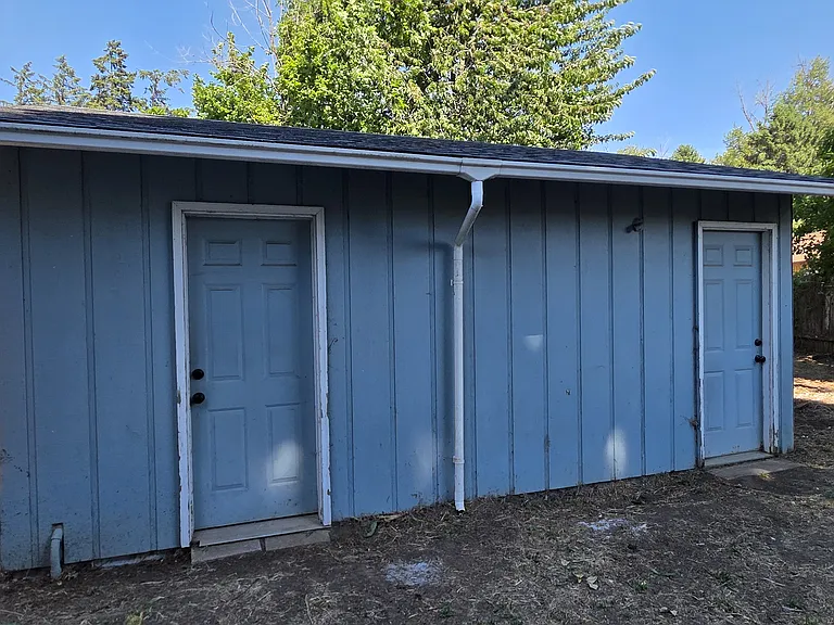 342 Norman Ave — Photo 24