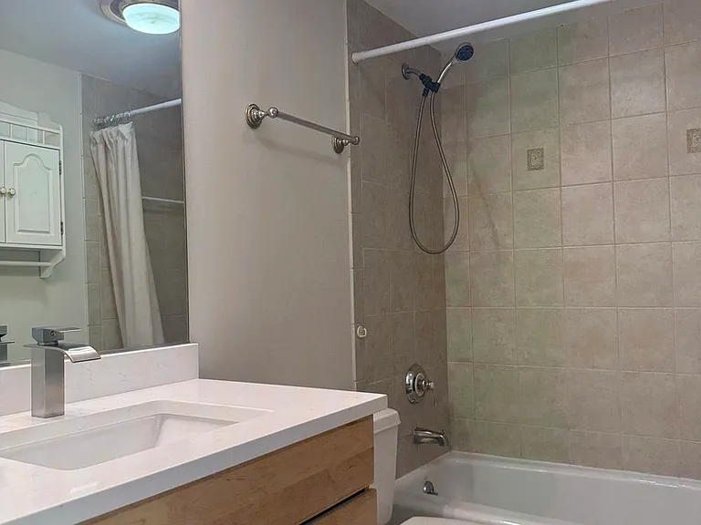 425 Carriage Hill Rd — Photo 35