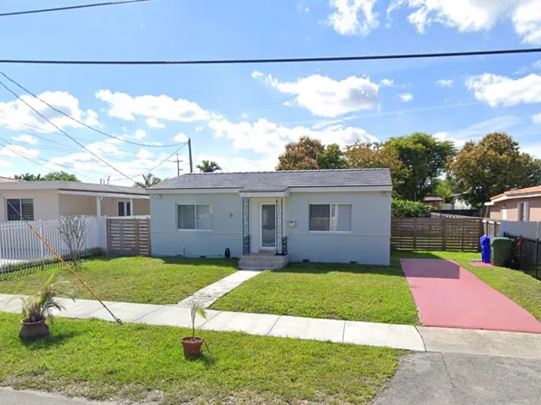 370 NW 59th Ct, Miami, FL 33126