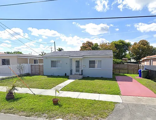 370 NW 59th Ct Photo 1