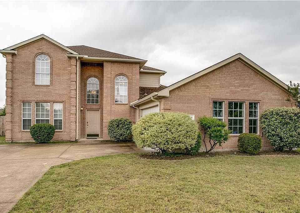1st image of 104 N Rolling Meadows Dr