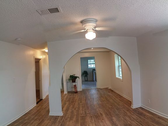 View of livingroom into dining room.