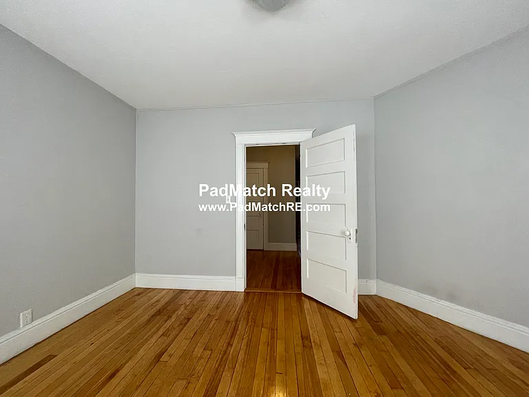 220 South St #6 — Photo 9