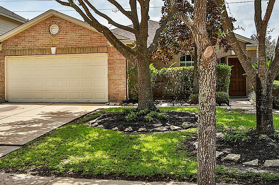 1st image of 18031 Rose Hill Park Ln