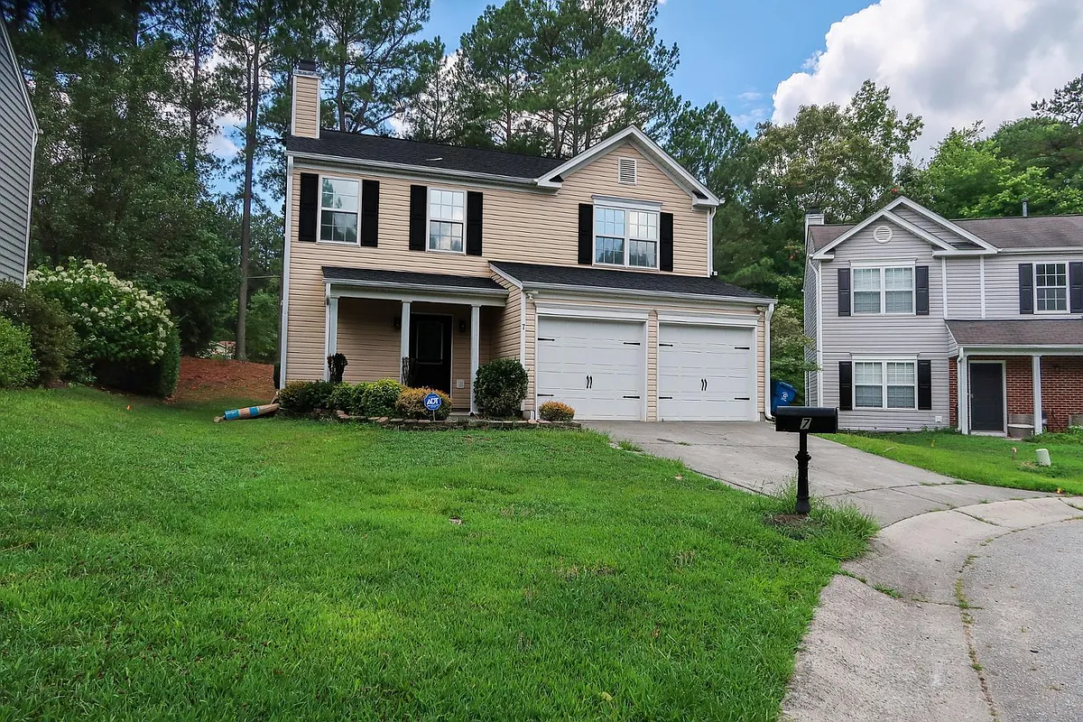 Building Photo - 7 Duxford Ct