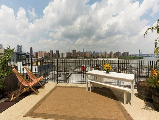 Rented by Sotheby's International Realty | media 5