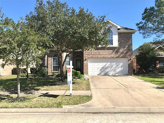 2nd image of 7007 Lakegreen Ct