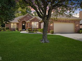 7832 Islay Rd, Indianapolis, IN 46217