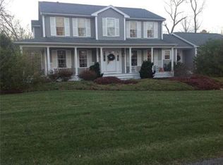 57 Regent Ct, Swansea, MA 02777