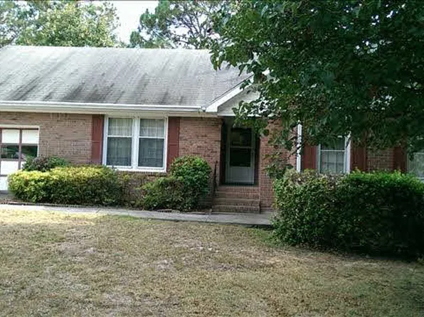 2402 Breezewood Rd, Cayce, SC 29033