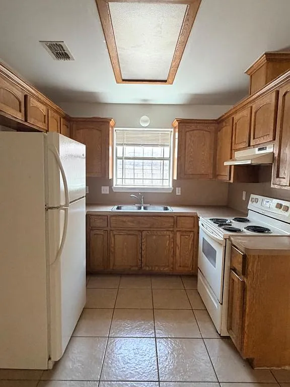 803 W Emerald Dr Unit D — Photo 3
