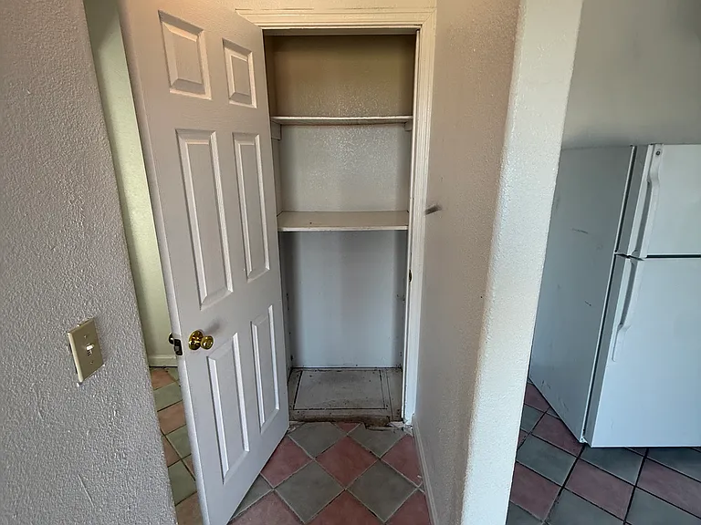 9135 Rogers Rd #1 — Photo 8