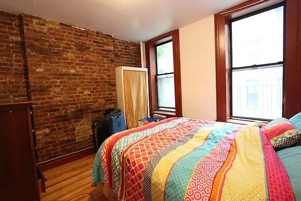 Rented by Dynamik Realty | media 6