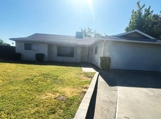 1235 N Williams St, Hanford, CA 93230