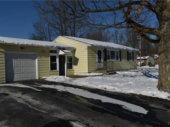 102 Normanor Dr, Syracuse, NY 13207