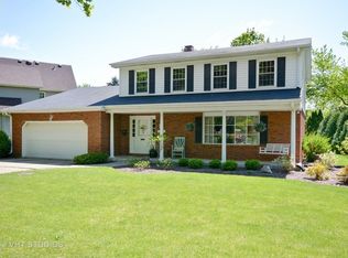 1019 Kehoe Dr, St Charles, IL