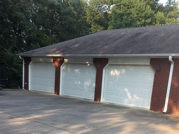 3 car garage
