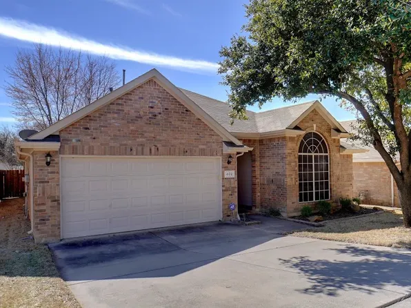 402 Flint Ct, Euless, TX 76040