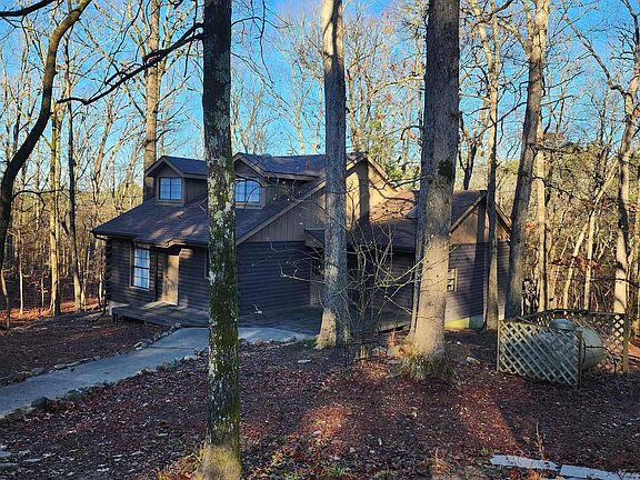 2nd image of 627 Polk Rd #412