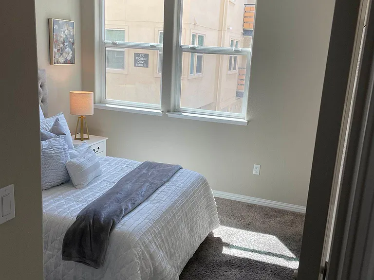 Mahuron Cir — Photo 12