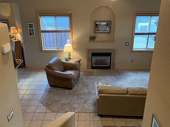 2nd image of 1609 Clydesdale Dr