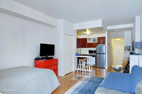 Rented by Corcoran | media 11