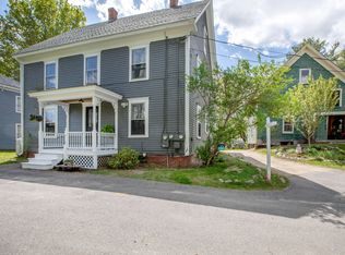 9 Holland Pl, Topsham, ME 04086