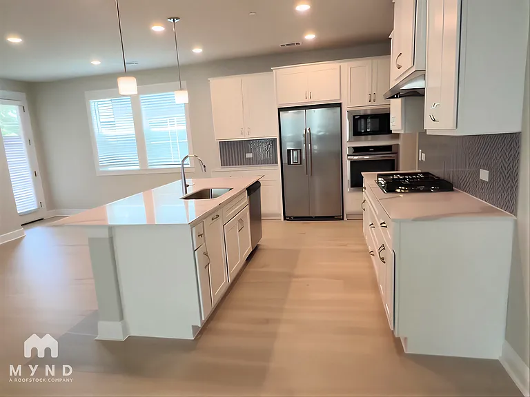 2605 Sam Bass Rd #72 — Photo 3