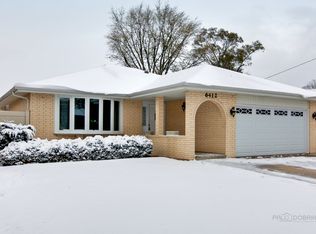 6412 W 89th Pl, Oak Lawn, IL