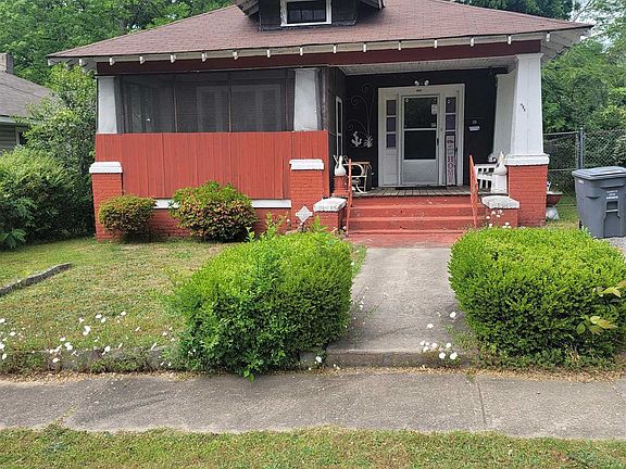 2nd image of 132 W Columbia Ave
