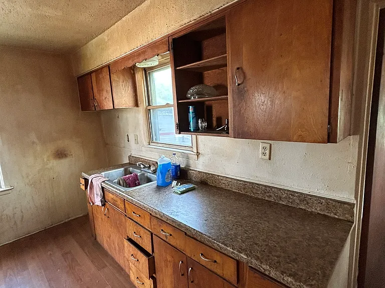 224 Lincoln Ave — Photo 14