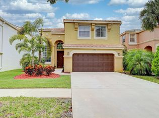 1312 Isleworth Ct, Royal Palm Beach, FL 33411