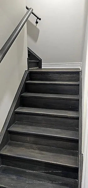 2 bed, $2,000 — Photo 2